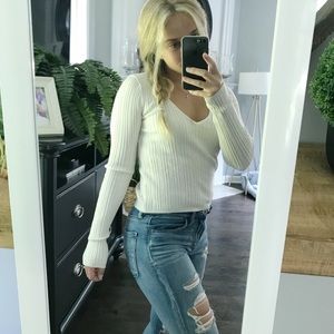 Long sleeve white tee